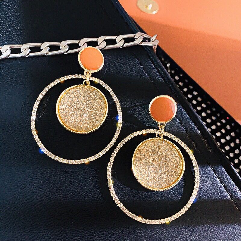 High Quality Exquisite Elegant Stylish Earring – Image 3 of 3