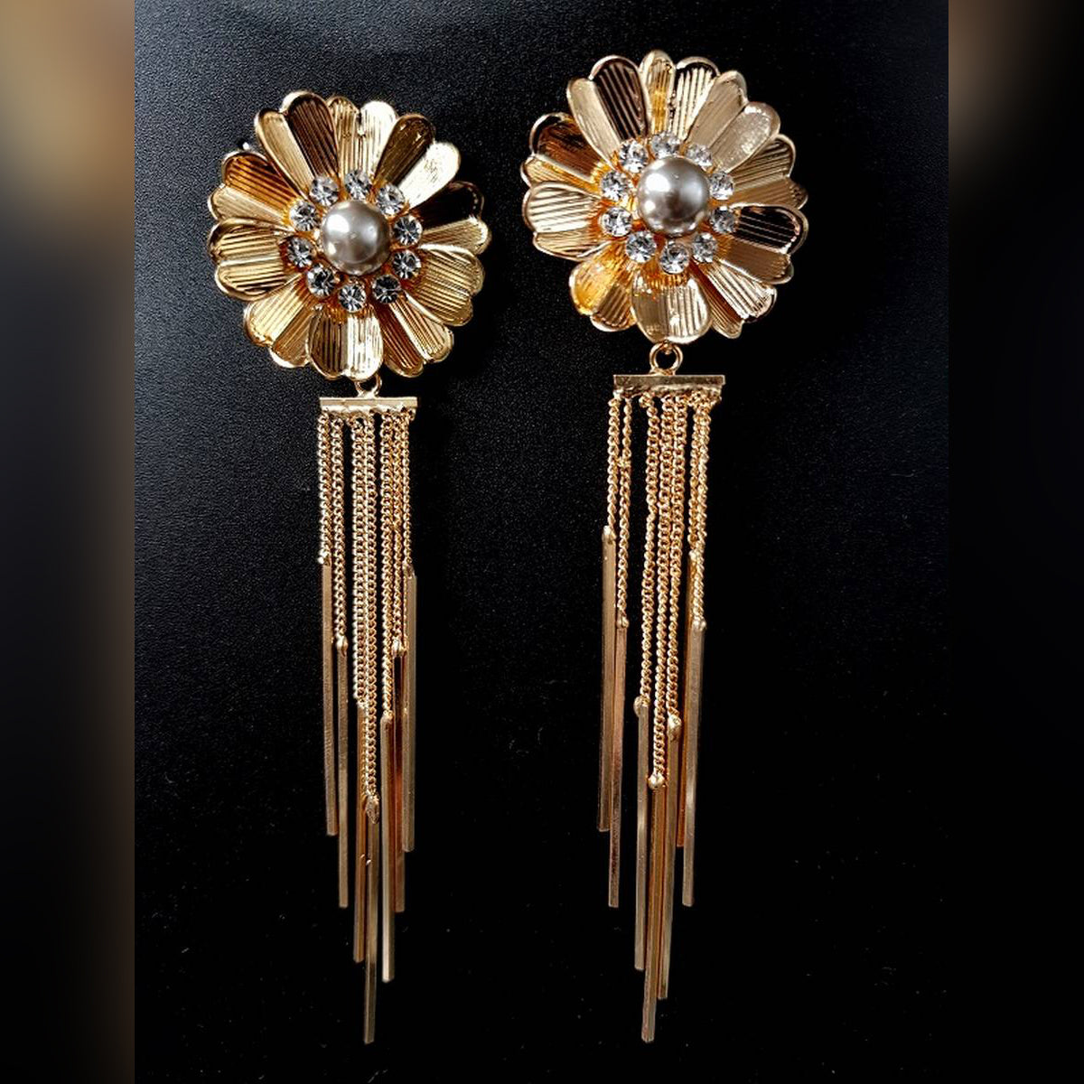 High Quality Classy Long Flower Trendy Earring – Close Up – Accessories | Hanaya Pakistan