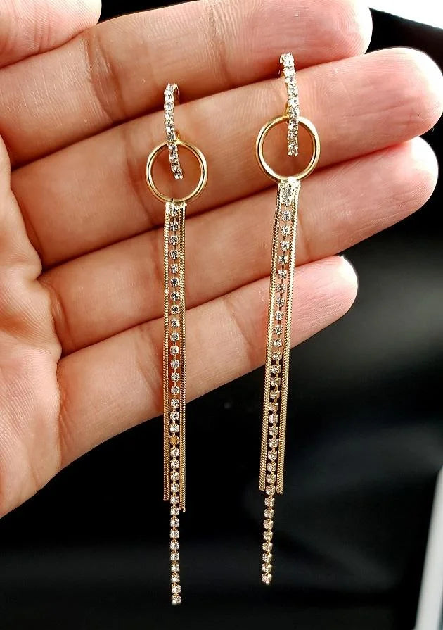 Trendy Asymmetric Royal Cz Crystal Tassel Style Elegant Earring – Earrings Online in Pakistan | Hanaya