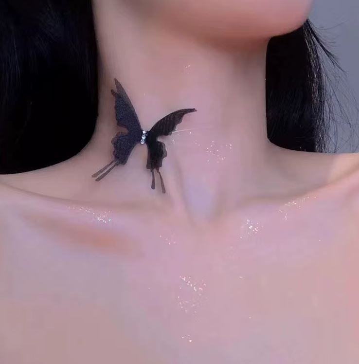 Romantic Mesh Butterfly Necklace – Unique Fashion Trend Jewelry for Women | Delicate Party Gift Idea – Accessories Online ...