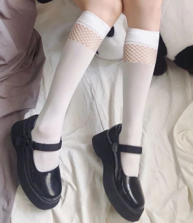 Trendy Women Breathable Fishnet Mid Sock Hollow Net Women Socks Pair Women Socks Fancy Socks for Women Women Socks Cute – Image 7 of 7