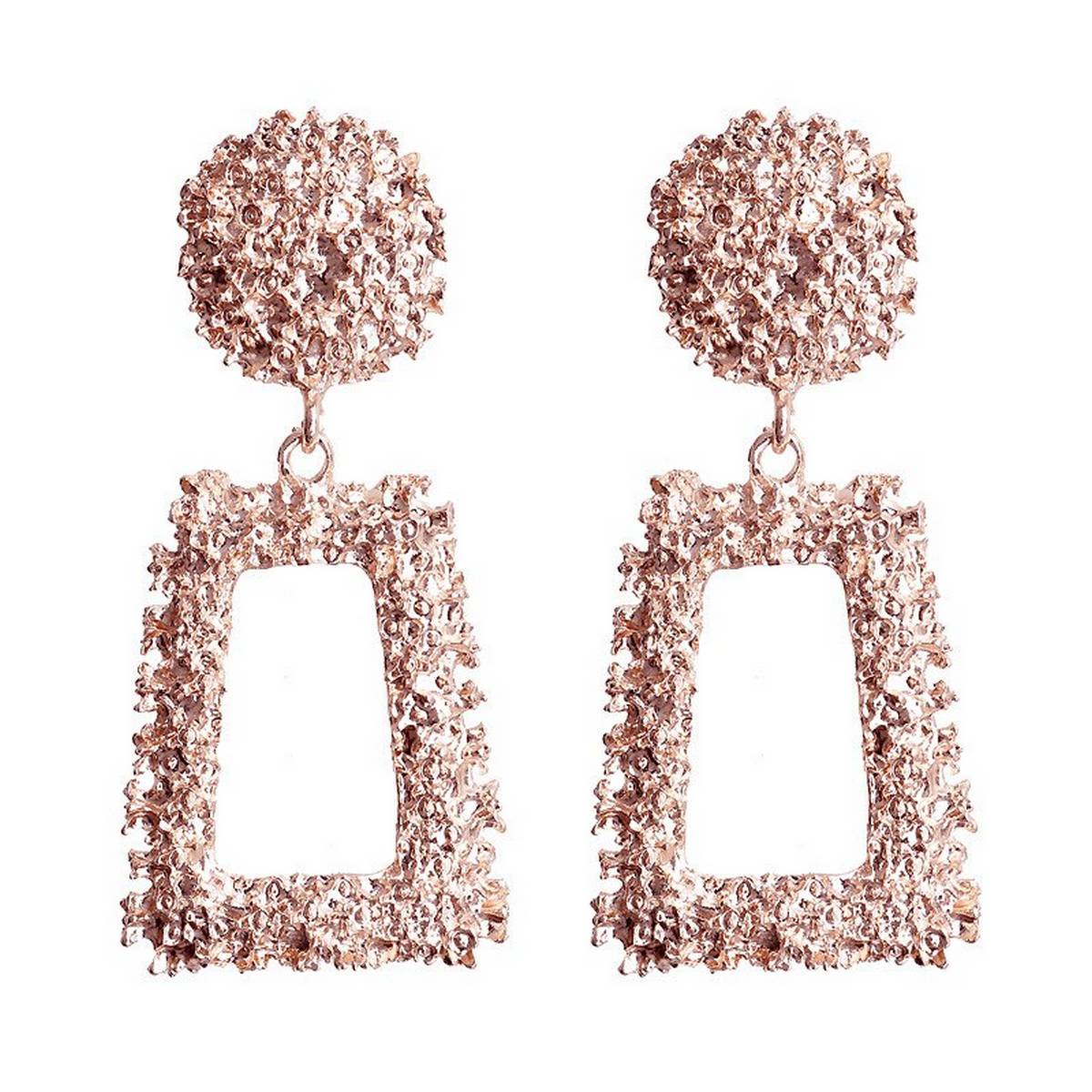 High Quality 2 inch Royal Light Weight Classy Earring – Close Up – Accessories | Hanaya Pakistan