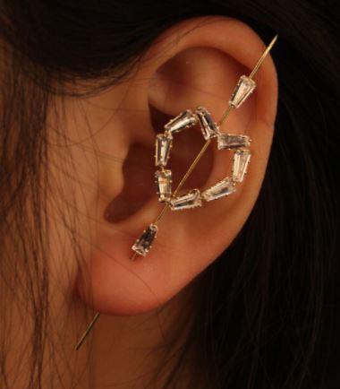 Classic Premium Ear Wrap Crystal Hook Classy Royal Party Fashion Earrings – Earrings Online in Pakistan | Hanaya