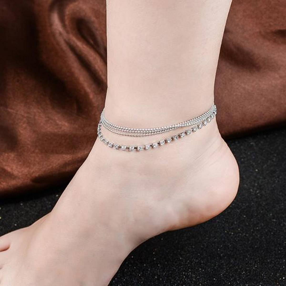 Adjustable anklet for kids — lightweight and safe design