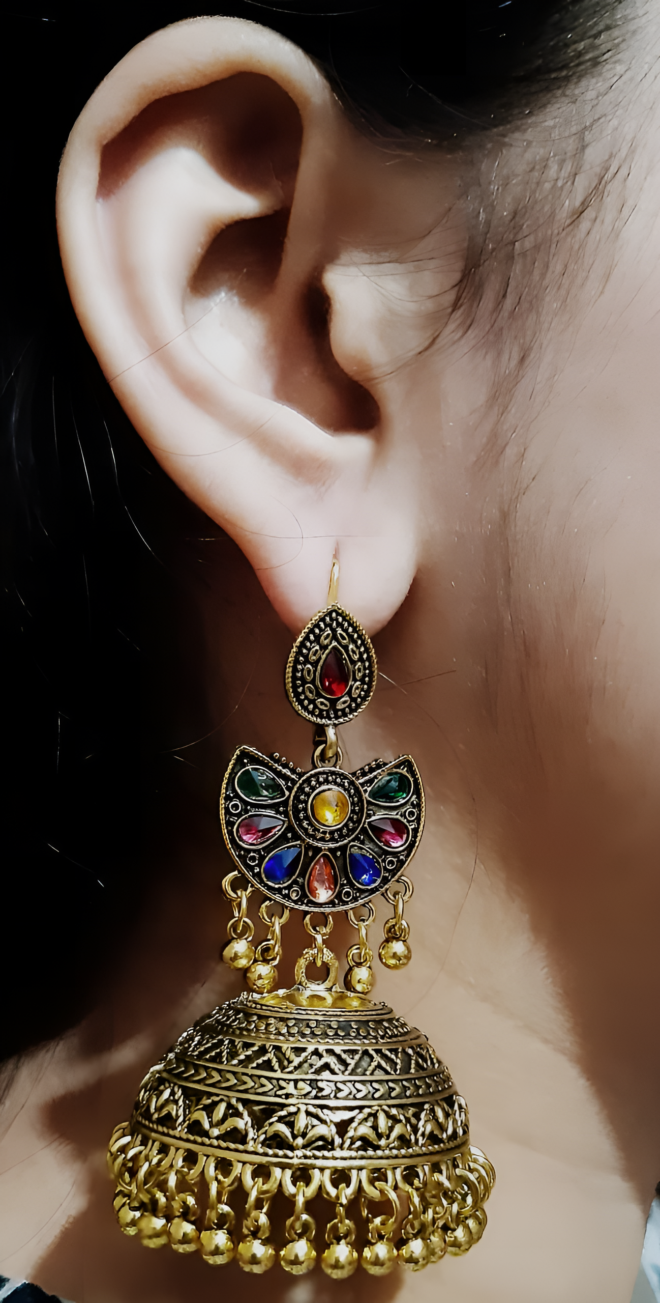 Everyday casual earrings for women, lightweight simple studs