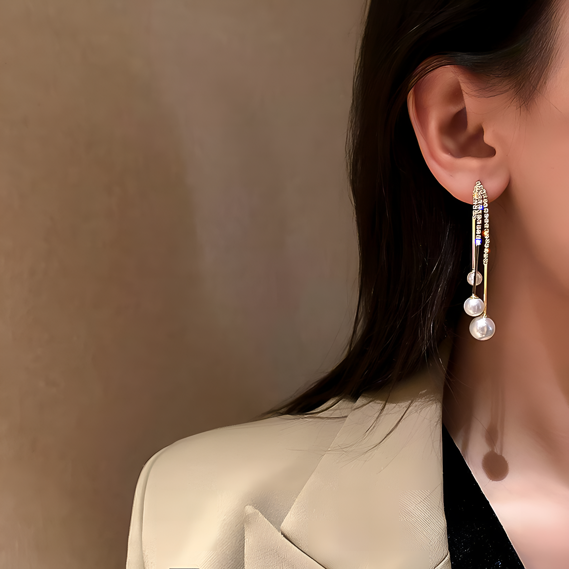 Everyday casual earrings for women, lightweight simple studs
