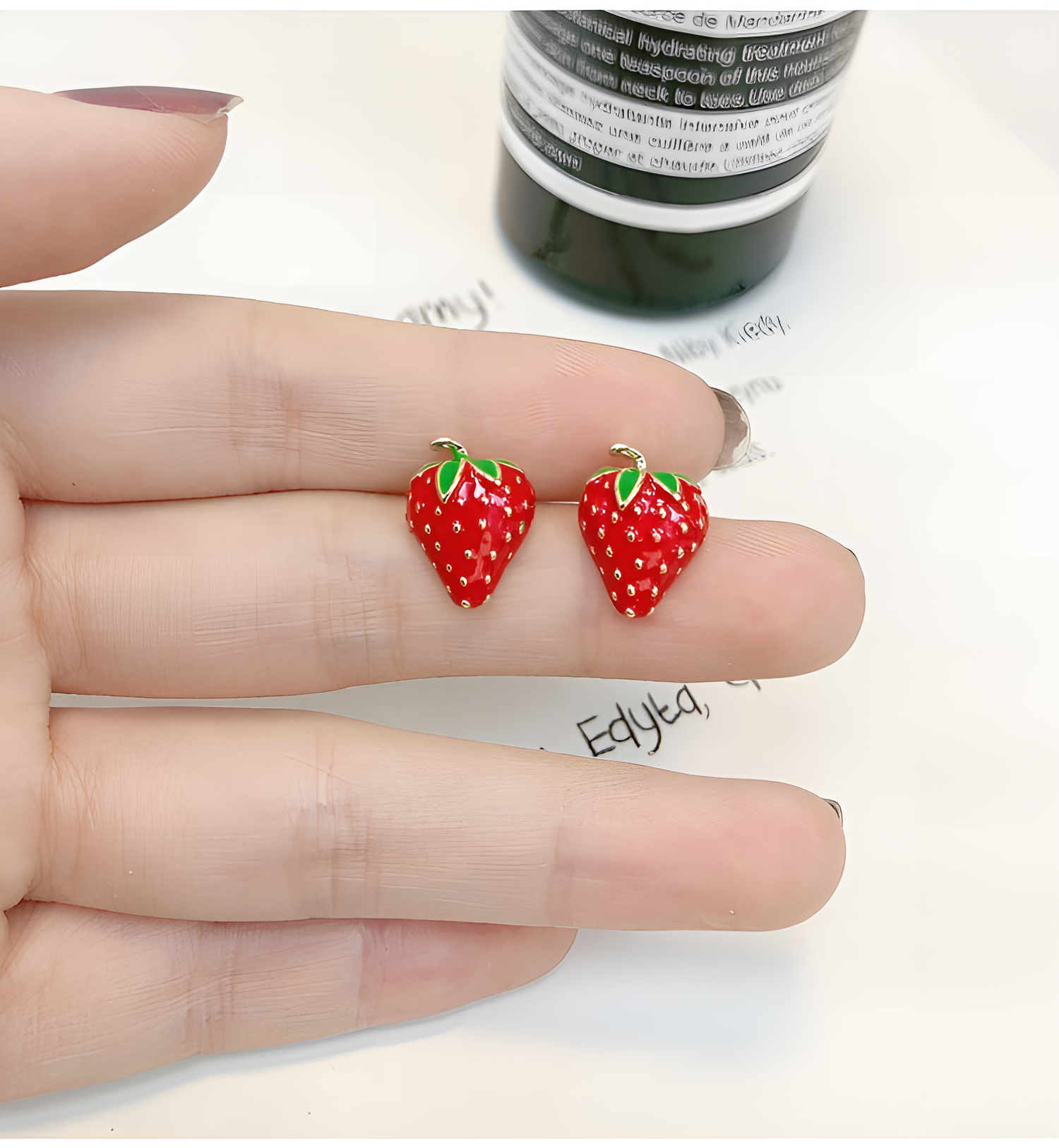 Everyday casual earrings for women, lightweight simple studs