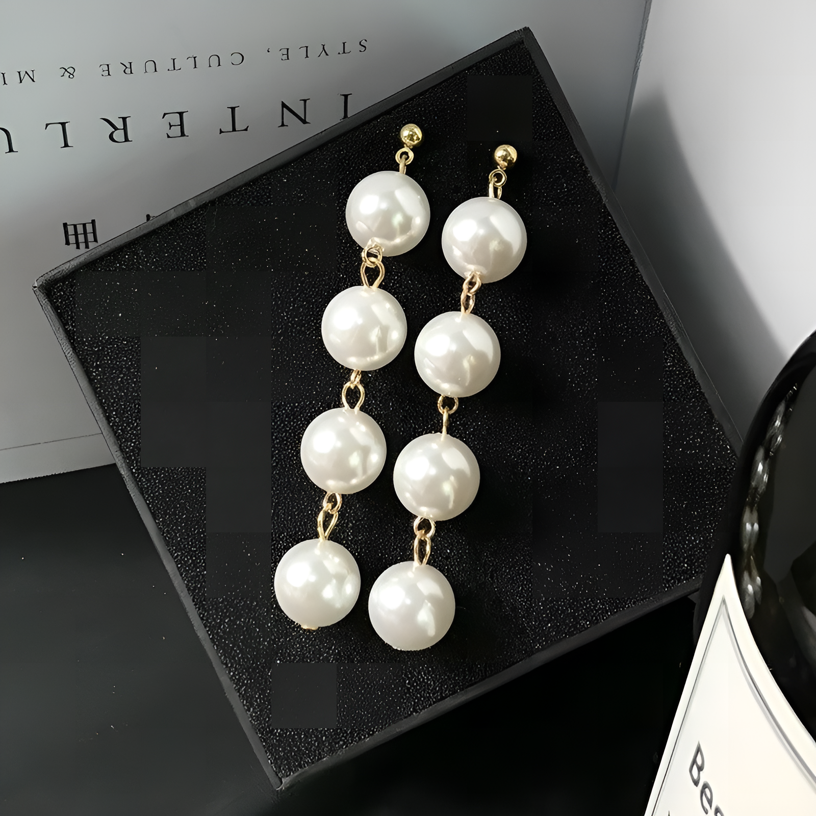 Everyday casual earrings for women, lightweight simple studs