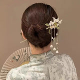 Elegant Chinese Style Hair Clip Tassel Hair Stick Traditional Floral Design – Traditional Floral Hair Stick for Women Hair...