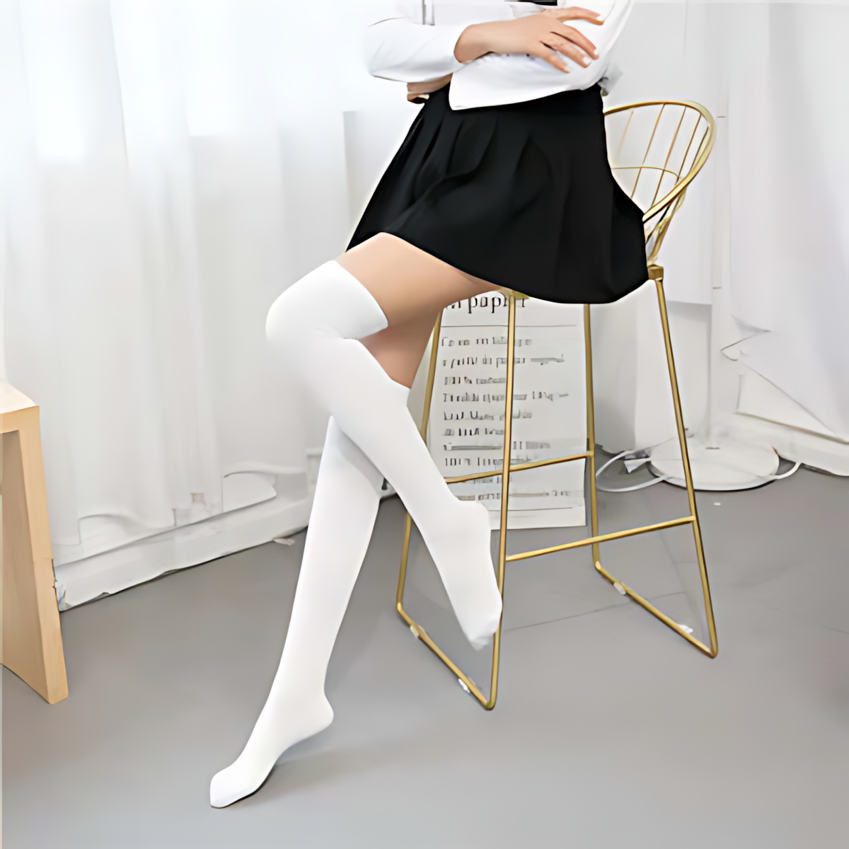 Women’s high waist leggings, slimming tights, sheer stockings, body shaping seamless legwear, workout and everyday wear leggings, breathable compression tights, stylish opaque stockings for Pakistani women