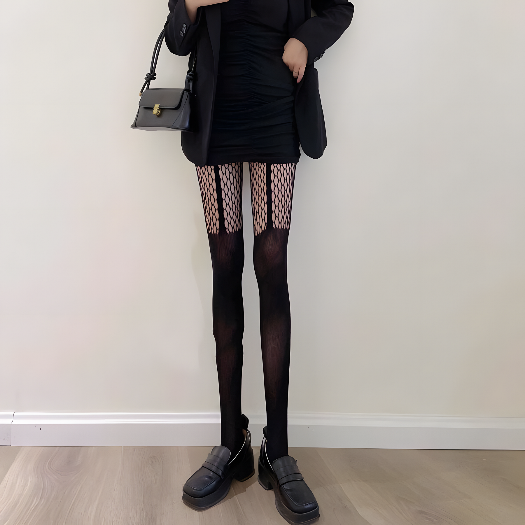 Women’s high waist leggings, slimming tights, sheer stockings, body shaping seamless legwear, workout and everyday wear leggings, breathable compression tights, stylish opaque stockings for Pakistani women