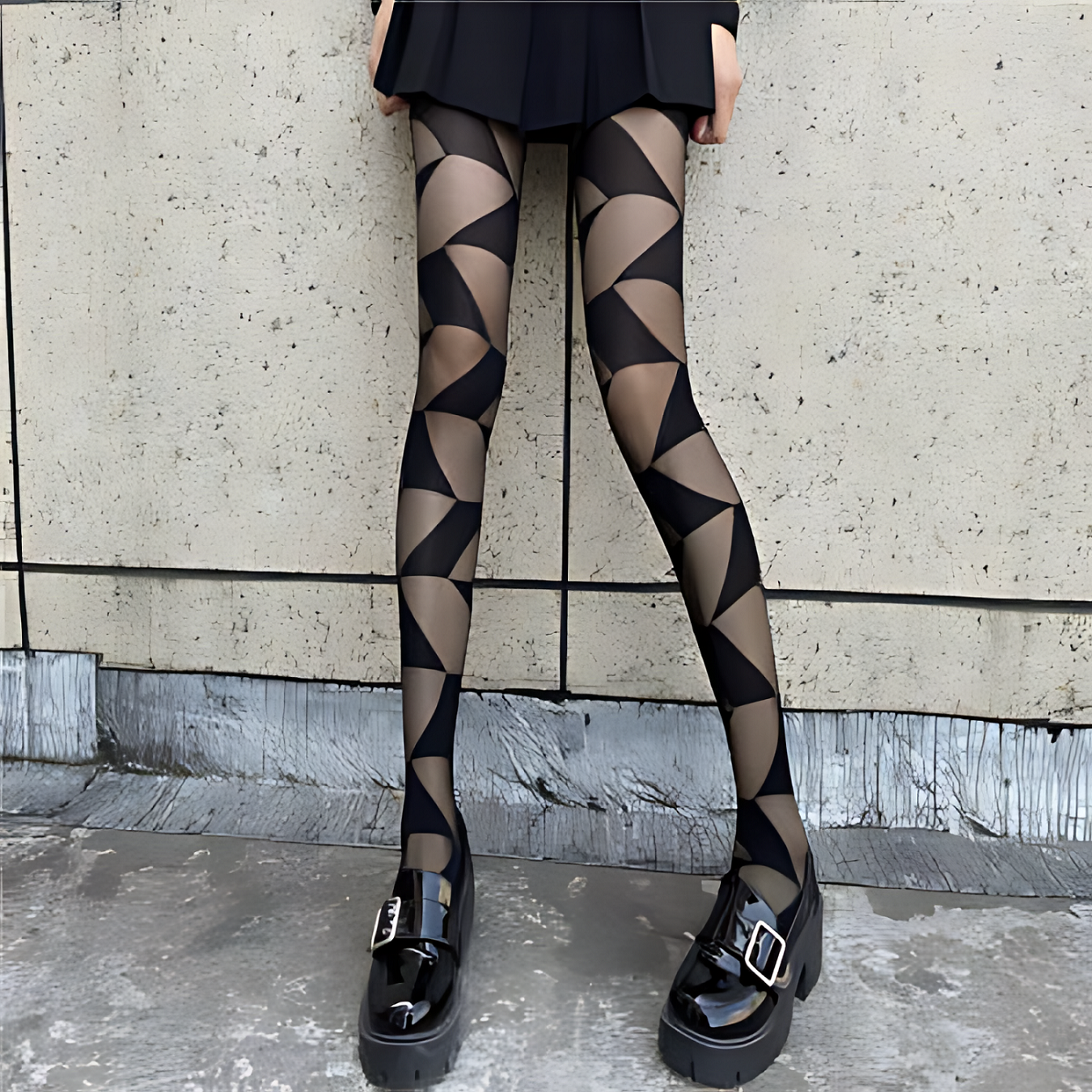 Women’s high waist leggings, slimming tights, sheer stockings, body shaping seamless legwear, workout and everyday wear leggings, breathable compression tights, stylish opaque stockings for Pakistani women