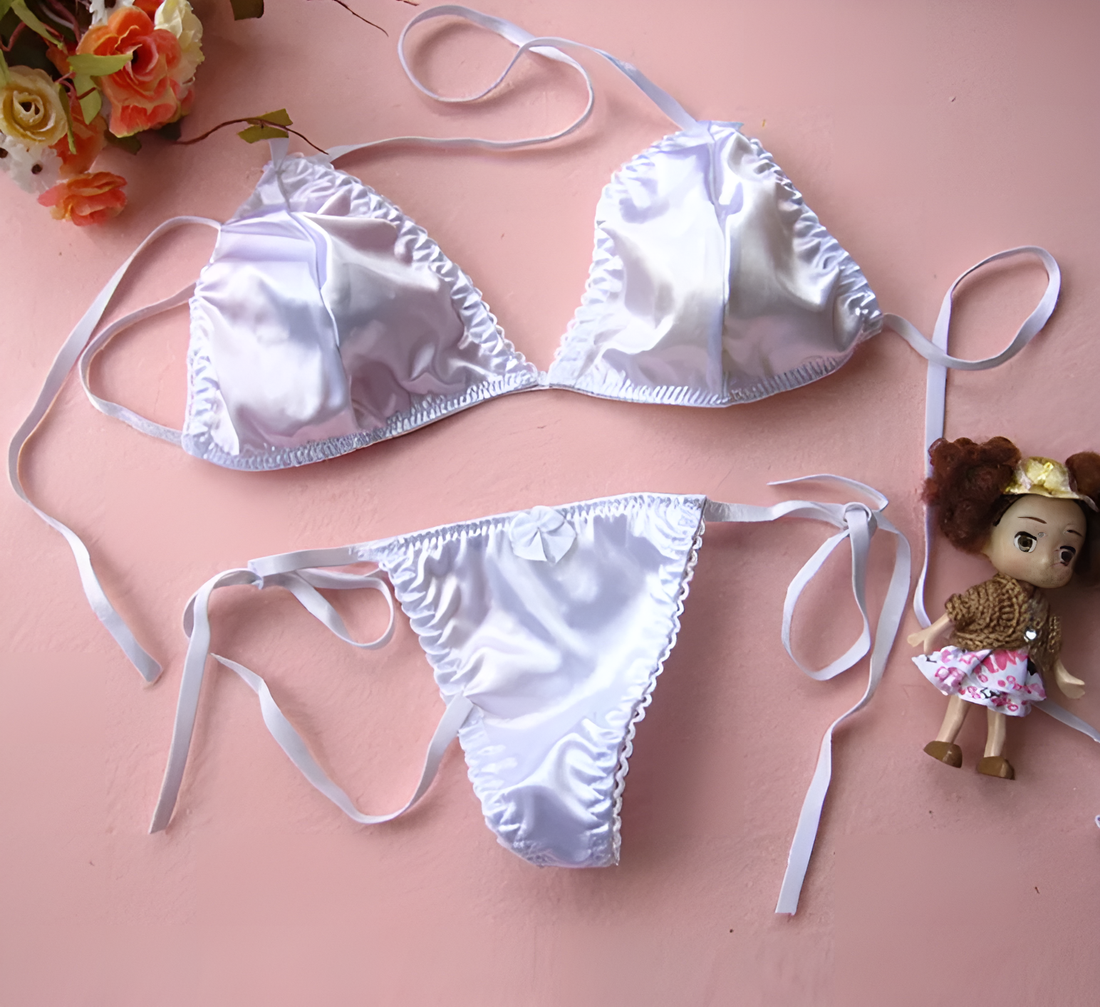 One Size (Fits:40-70 KGS) Sleepwear Silk Type Bra Lingerie Set Women Underwear Bikini Three-point Set (weight:40-70 KGS)