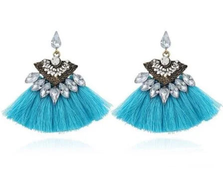 Trendy Tassel Classy Crystal Earring – Image 3 of 3