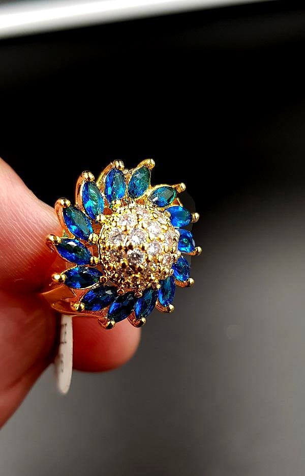 Royal High Class Wedding Golden Stones Fashion Jewelry Ring 16 Size – Close Up – Accessories | Hanaya Pakistan