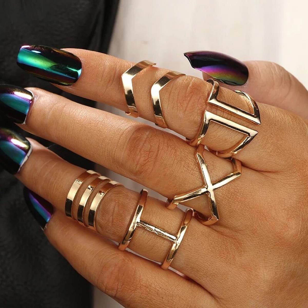 Fashion Trendy Jewelry 5 Pieces Classy Ring Set For Women – Accessories Online in Pakistan | Hanaya