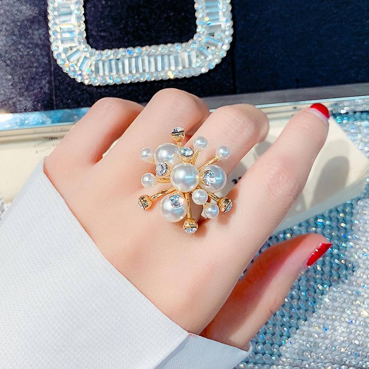 High Classy Snowflake Classy Big Pearl Crystals Trendy Adjustable Ring For Women – Accessories Online in Pakistan | Hanaya