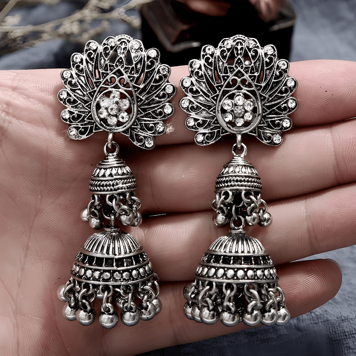 Antique Vintage Style Earrings – Fashionable & Elegant Statement Jewelry – Earrings Online in Pakistan | Hanaya