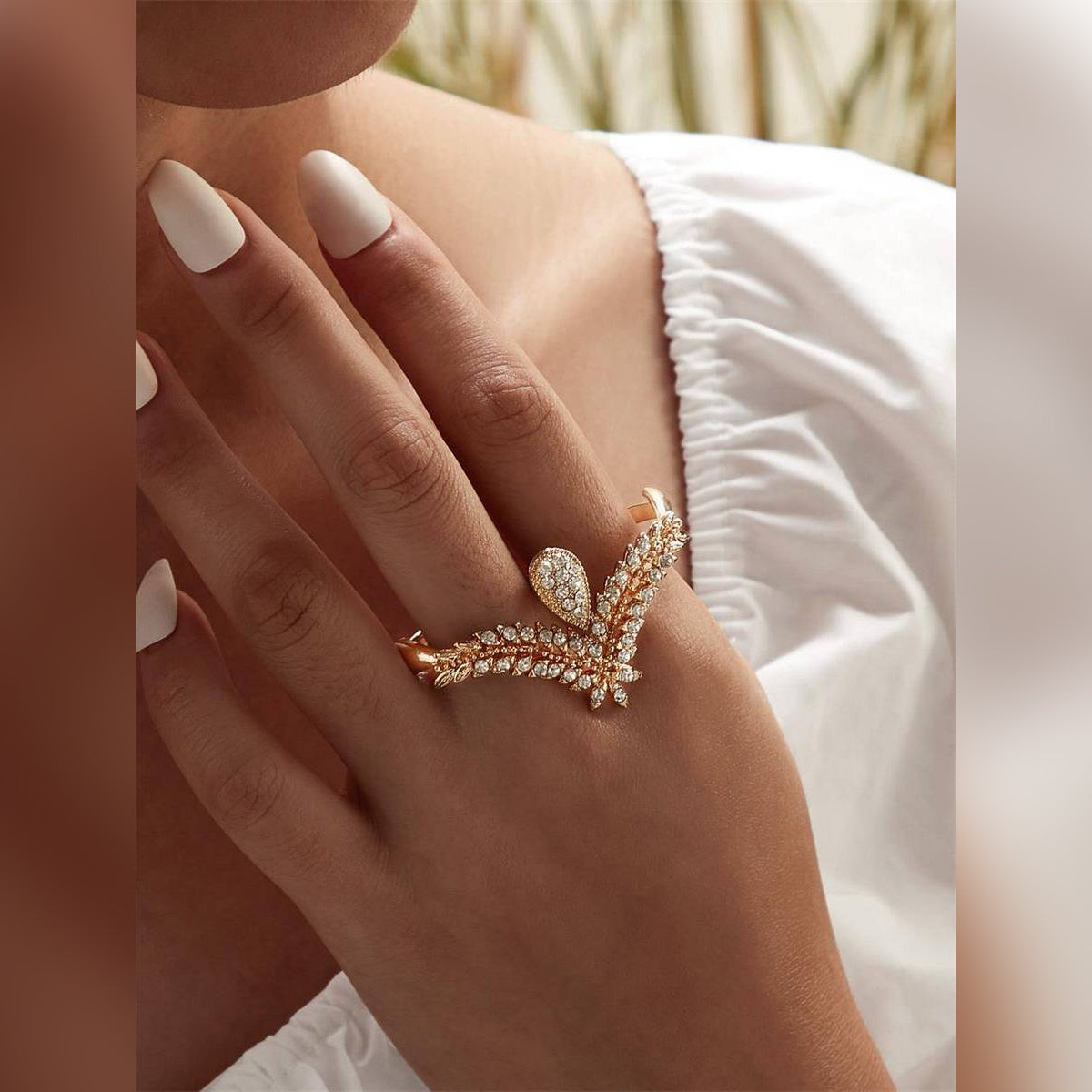 Trendy 2 Finger Elegant Big Adjustable Ring For Girls – Accessories Online in Pakistan | Hanaya