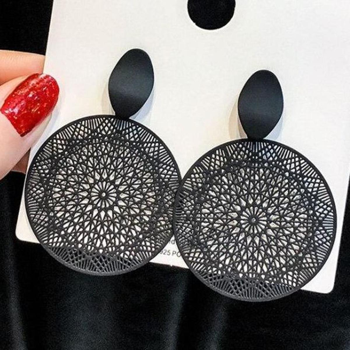 Classy Round Tassel Earring Fashion Jewelry – Earrings Online in Pakistan | Hanaya