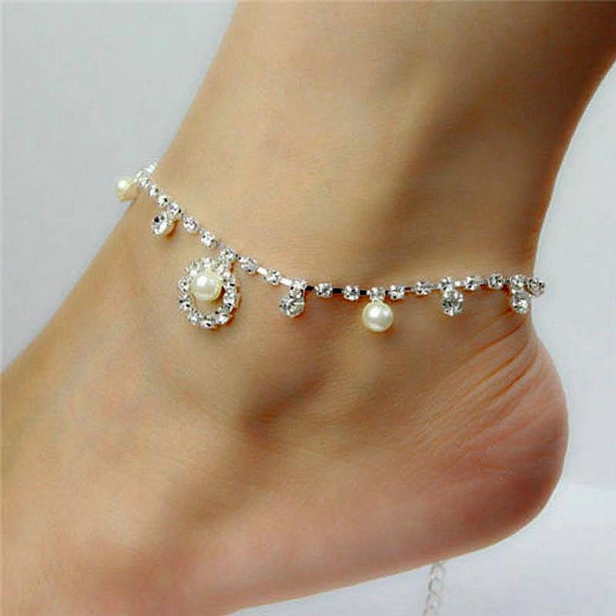Women Silver Round Shape anklet for girls stylish anklet for girls – anklet Online in Pakistan | Hanaya