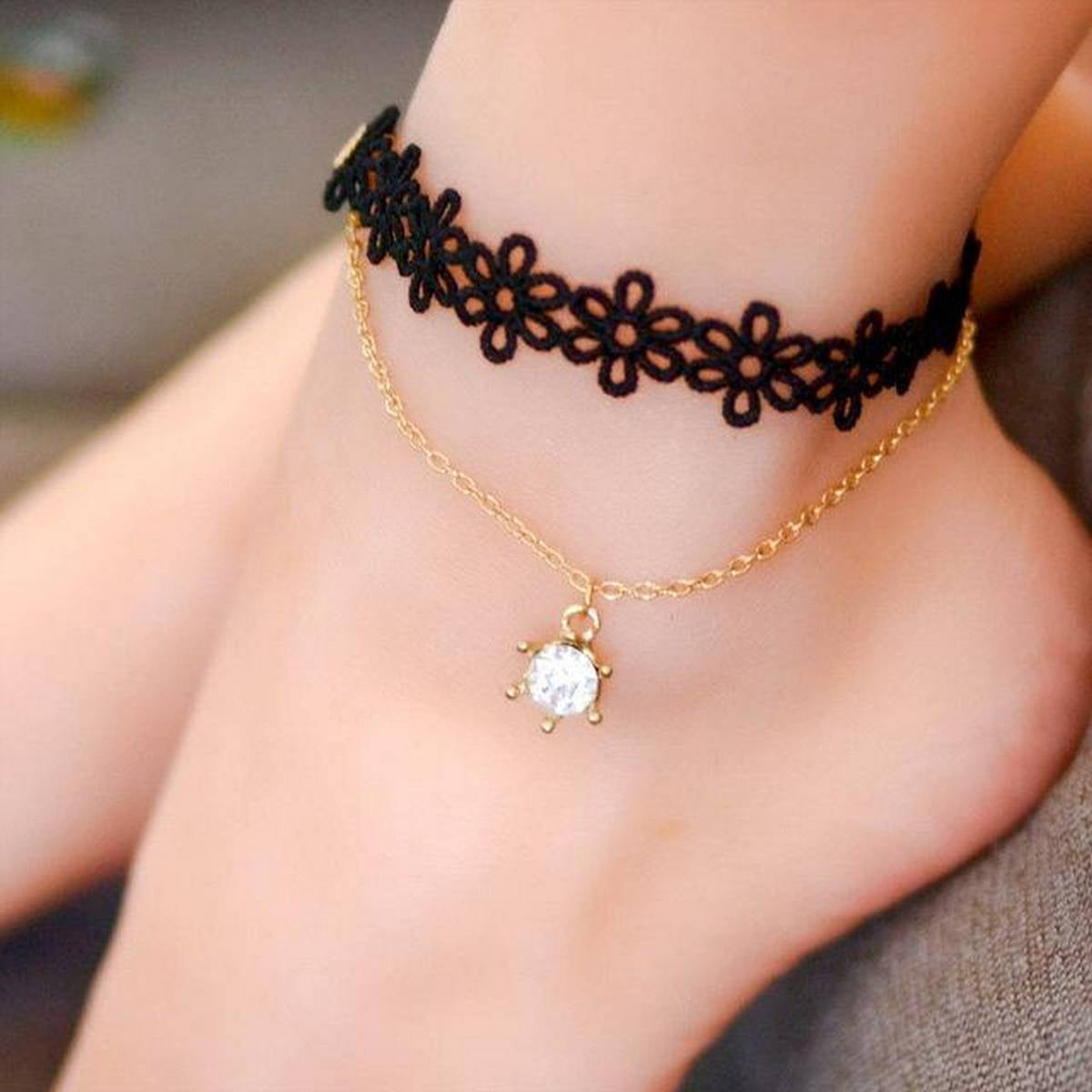 Trendy Arrow Sequin Classy anklet for girls stylish anklet for girls – anklet Online in Pakistan | Hanaya