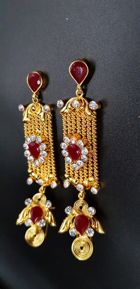 Big Royal Princess Love Trendy Classy Party Wedding Earring For Girls – Lifestyle – Buy Accessories Pakistan | Hanaya