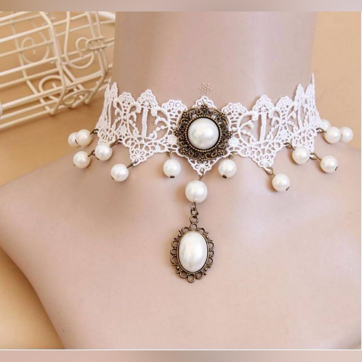 Elegant Vintage Imitation Pearl White Lace Statement Choker Necklace – Accessories Online in Pakistan | Hanaya