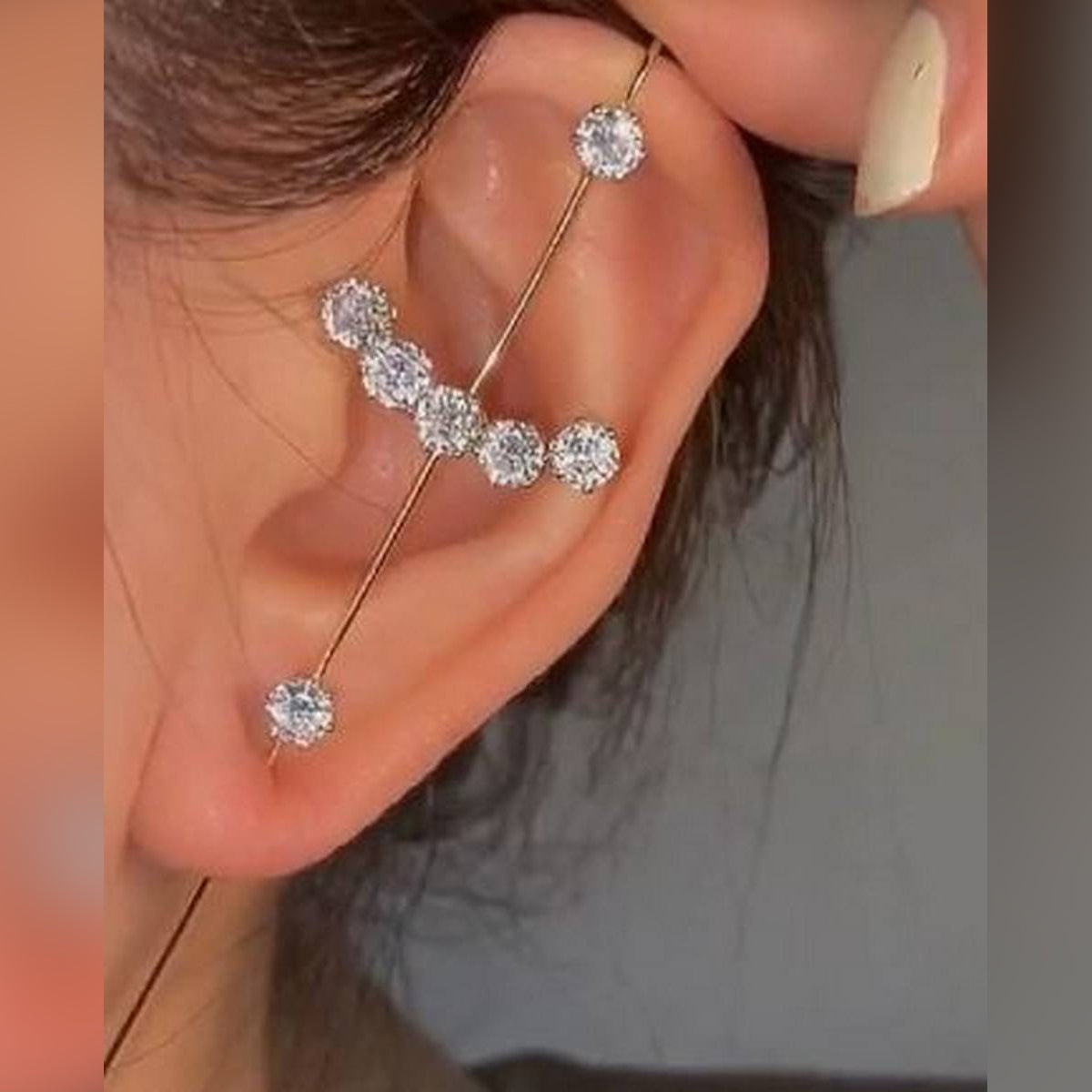 Luxury Needle Ear Wrap Hook Classy Royal Party Fashion Earrings – Earrings Online in Pakistan | Hanaya