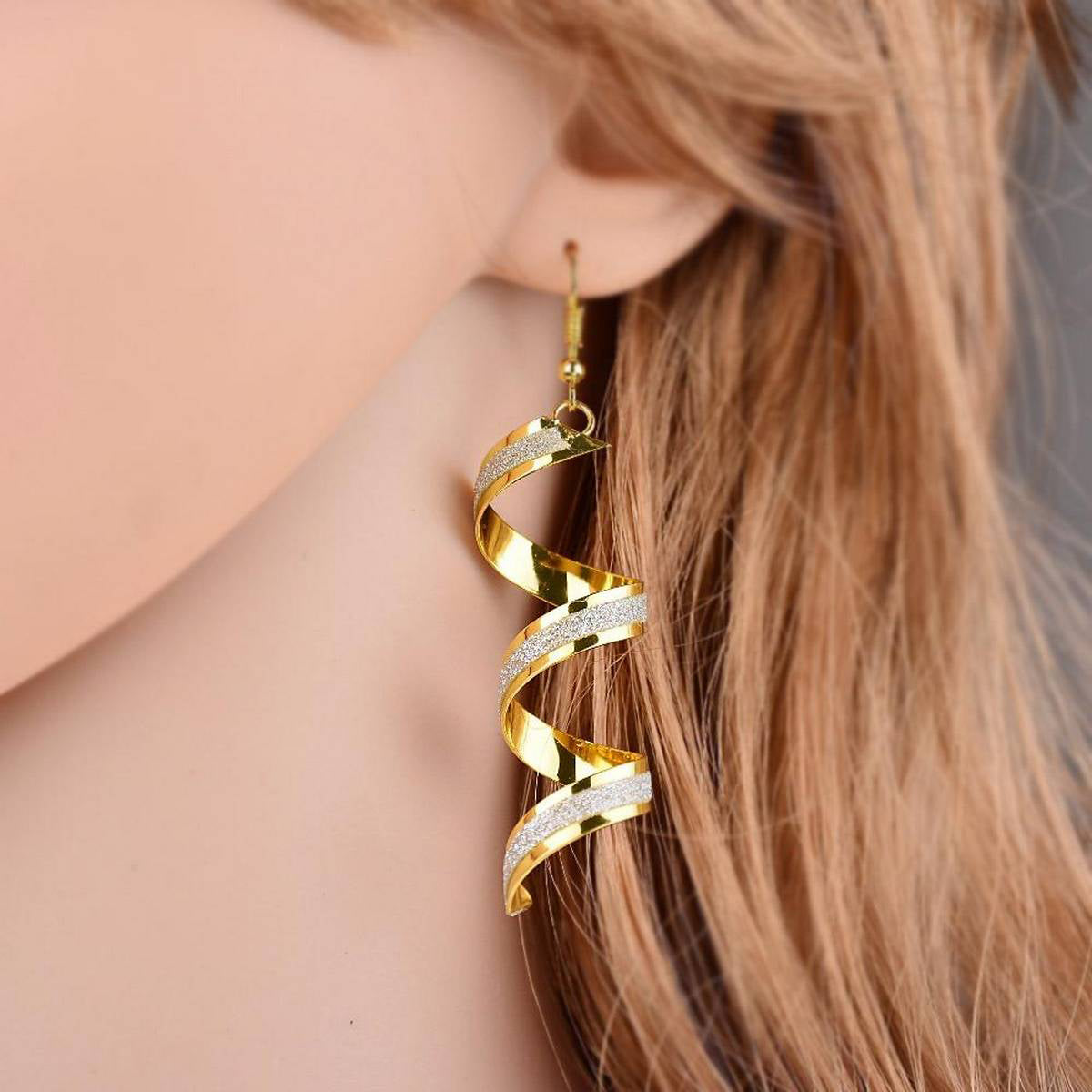 Trendy Elegant Spiral Earring for Girls – Close Up – Earrings | Hanaya Pakistan
