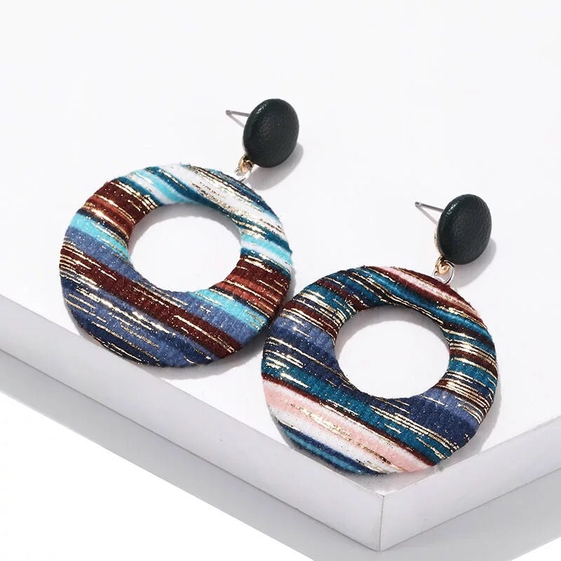 Classy Elegant Unique Fashionable Circle Hanging Irregular Drop Earring – Earrings Online in Pakistan | Hanaya