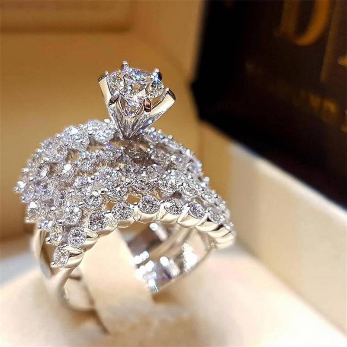 Trendy High Quality Silver 2 Pieces Royal Love Classy Gem CZ Ring For Women – Close Up – Accessories | Hanaya Pakistan