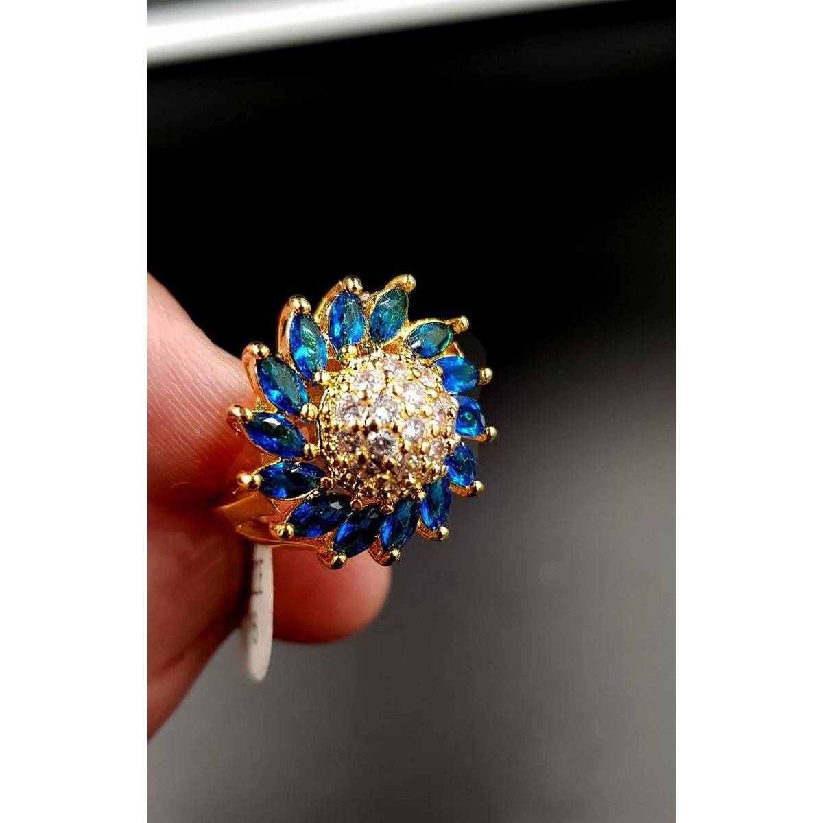 Royal High Class Wedding Golden Stones Fashion Jewelry Ring 16 Size – Accessories Online in Pakistan | Hanaya