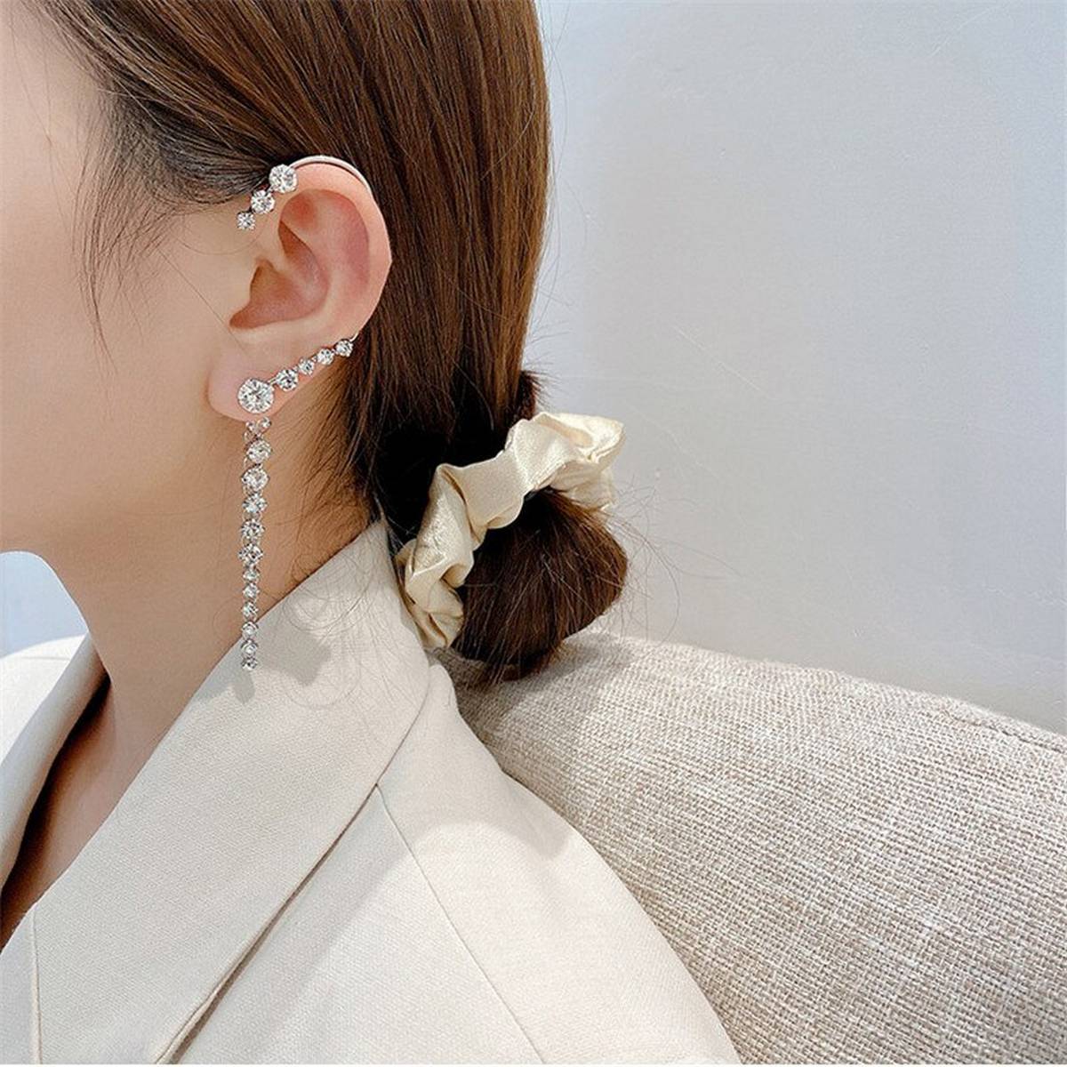 Pair of High Quality Korean Star Ear Cuff Style and Elegant Stylish Earring Fashion – Earrings Online in Pakistan | Hanaya