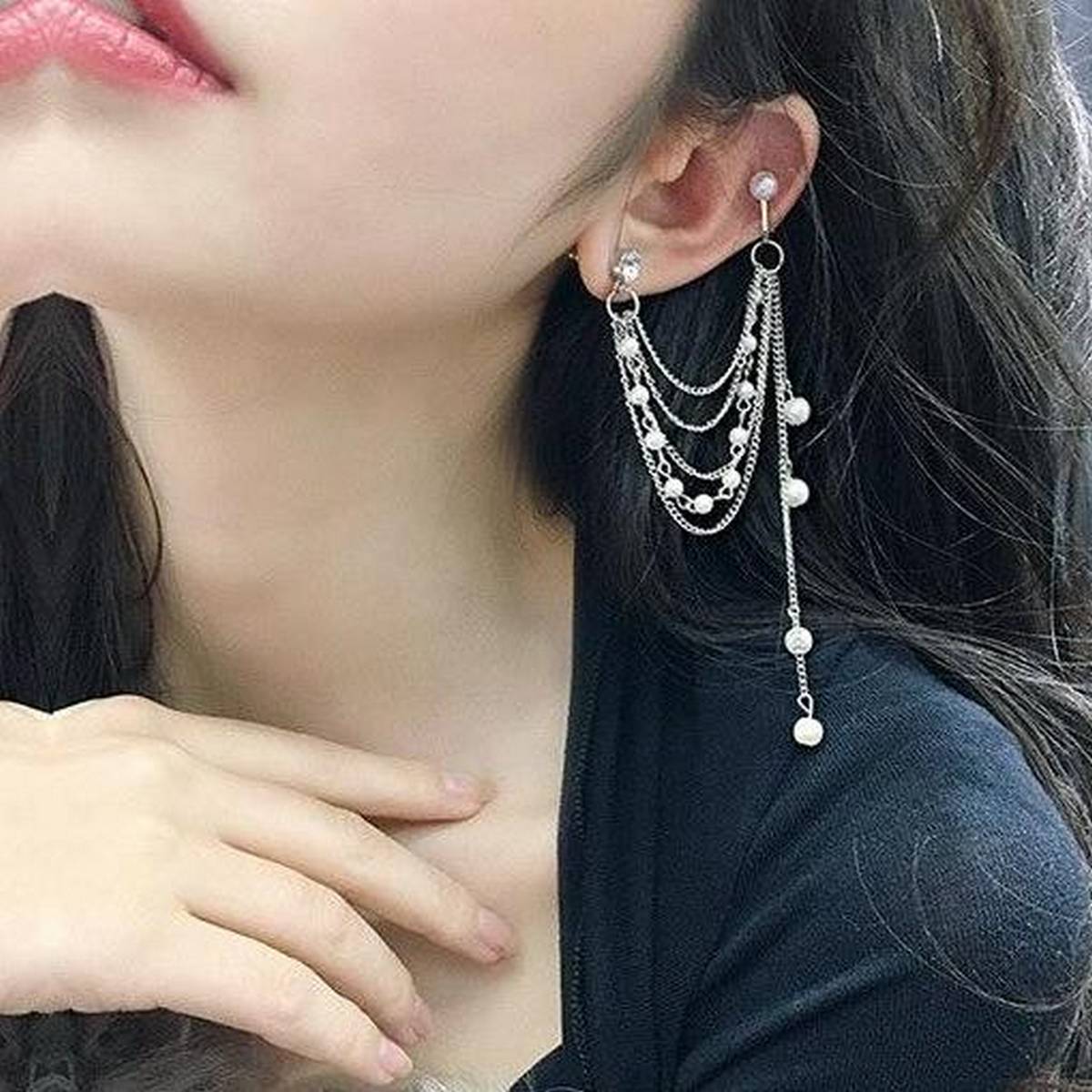 Left & Right Elegant Classy Fashionable Earring For Diva – Earrings Online in Pakistan | Hanaya