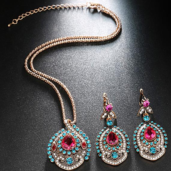 Trendy Turkish Vintage Jewellery Necklace And Earrings Set -2 Pieces – Lifestyle – Buy Accessories Pakistan | Hanaya