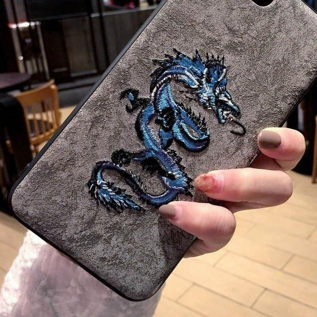 Embroidery 3D Classy Case Compatible For Samsung S9 – Accessories Online in Pakistan | Hanaya