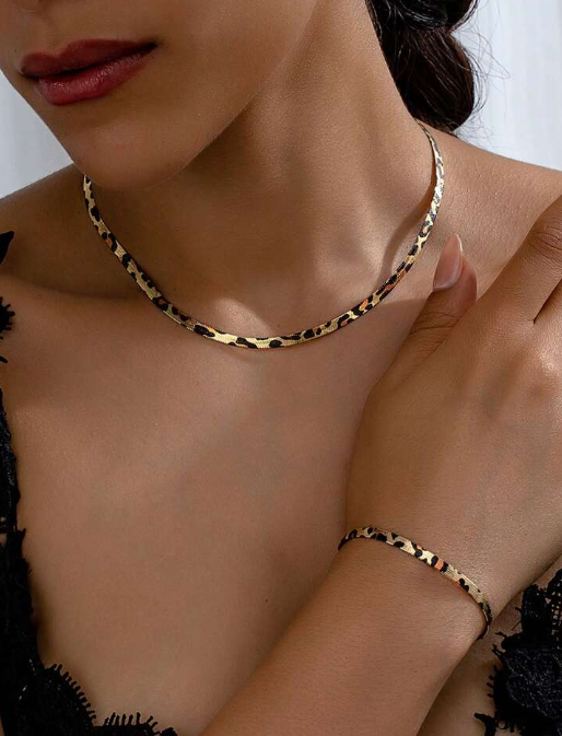 Luxury Bridal Wedding Trendy Women’s Necklace & Bracelet – Accessories Online in Pakistan | Hanaya