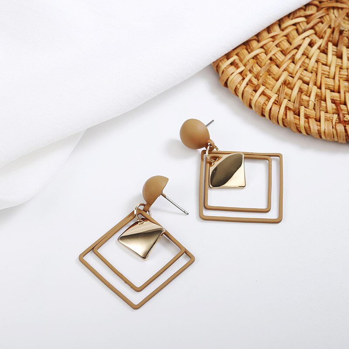 High Quality Laser Cutting Tassel Party Wedding Trendy Earring – Lifestyle – Buy Earrings Pakistan | Hanaya
