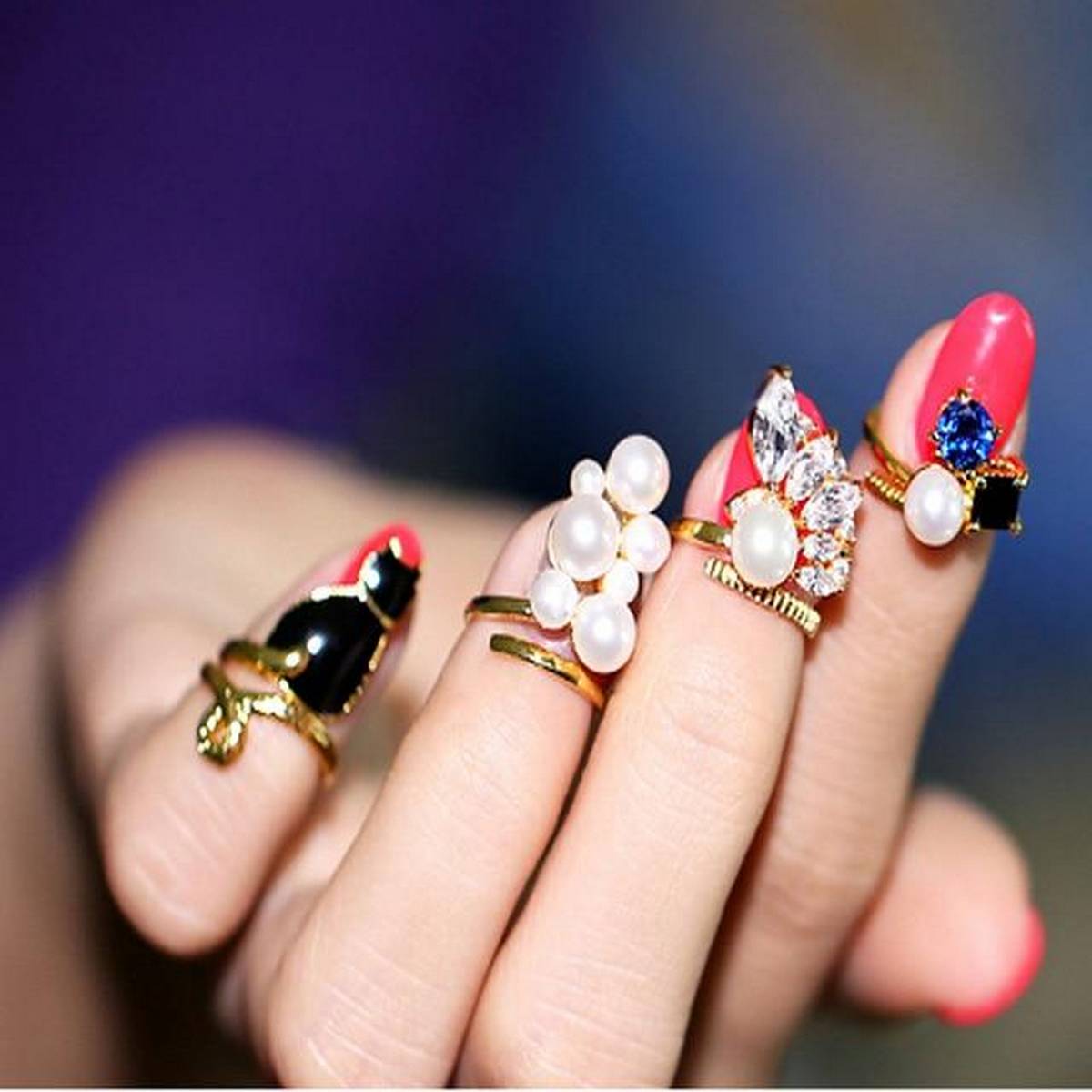 4 Pieces Pearl Zircon Nail Rings Set Resizable – Accessories Online in Pakistan | Hanaya
