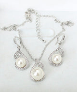 Trendy Classy Pearl Crystal Crystal Earring & Necklace Jewelry Set – Image 2 of 3