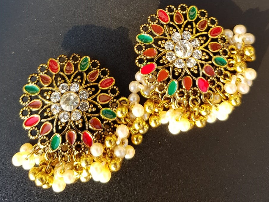 Trendy Pearls Tassel Unique Fashionable Classy Earring – Close Up – Earrings | Hanaya Pakistan