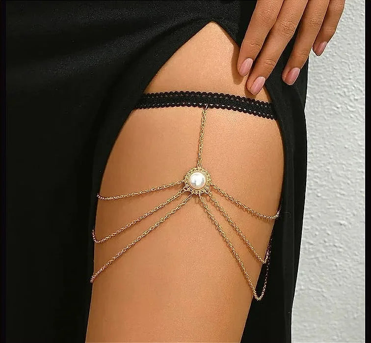 Elegant Bohemian Thigh Chain Design 1 with Long Tassel Elastic Band – Belly Chain Bridal Body Jewelry Pakistan | Hanaya Store