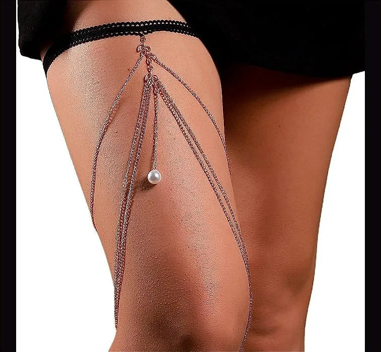 Elegant Bohemian Thigh Chain Design 2 with Long Tassel Elastic Band – Belly Chain Bridal Body Jewelry Pakistan | Hanaya Store