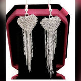 High Quality Exquisite Elegant Stylish Earrings for Events – Close Up – Earrings | Hanaya Pakistan