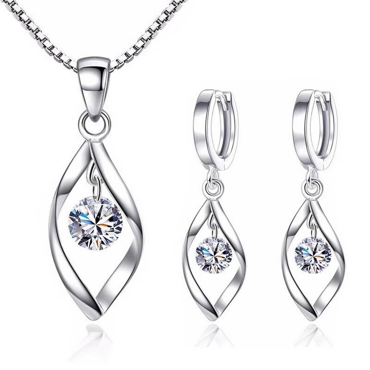 Trendy Classy Spiral Crystal Necklace - FREE Earrings – Accessories Online in Pakistan | Hanaya