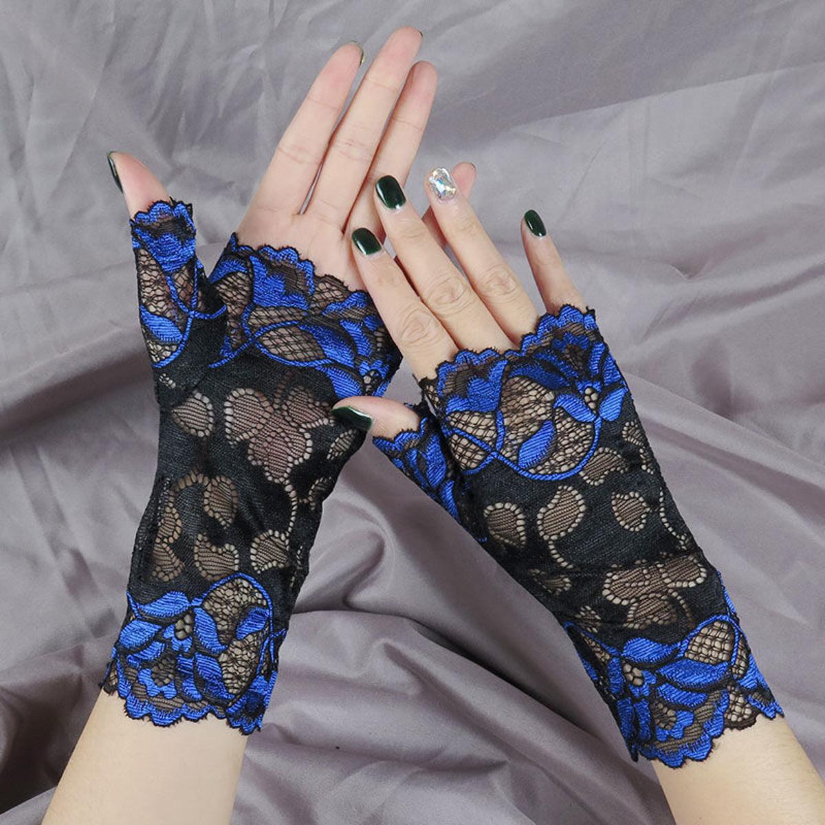 Gloves for Women Classy Hijab Friendly Mittens – Buy gloves online in Pakistan