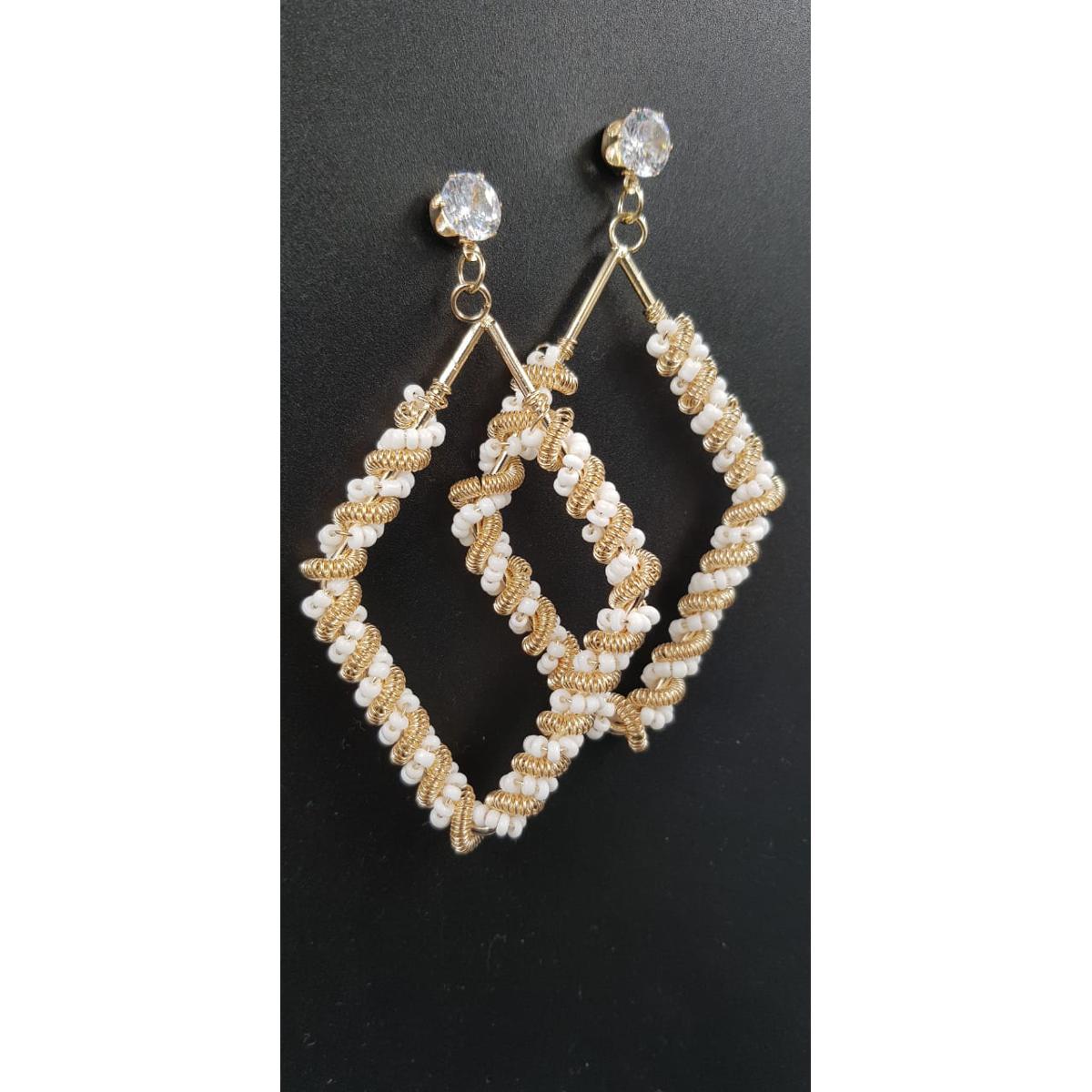 Trendy Artistic Spiral Long Traditional Classy Elegant Royal Earring – Accessories Online in Pakistan | Hanaya