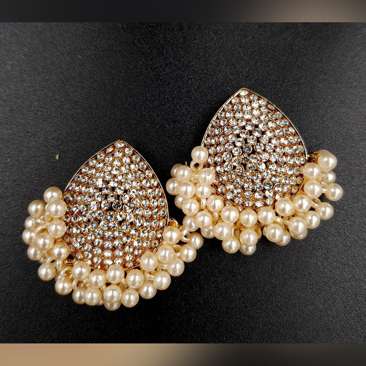 High Quality Classy Royal Crystal Unique Jhumki Trendy Earring – Accessories Online in Pakistan | Hanaya