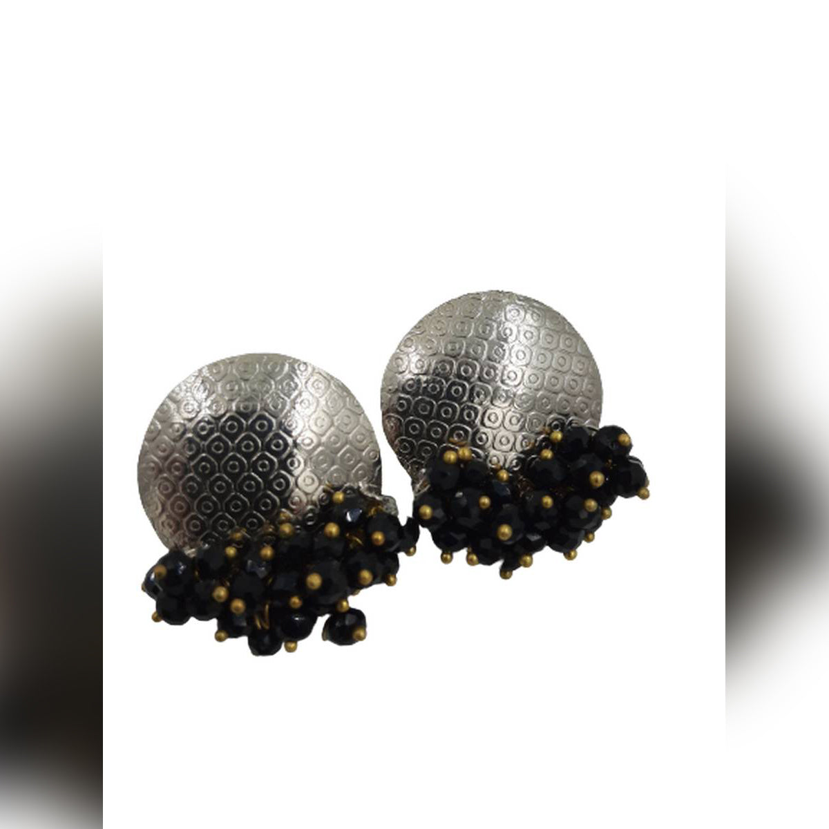 Trendy Small Classy Elegant Stylish Earring – Earrings Online in Pakistan | Hanaya